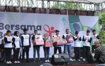 Dinkes Bojonegoro Peringati Hari AIDS Sedunia Bersama ODHA, Gelar Senam GERMAS hingga Cek Kesehatan